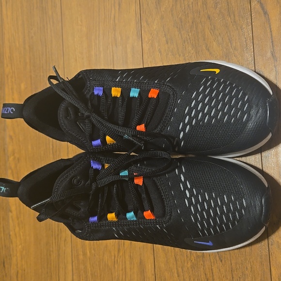 Nike Air Max 270 Black Sneakers with Multicolor Accents - Picture 3 of 13